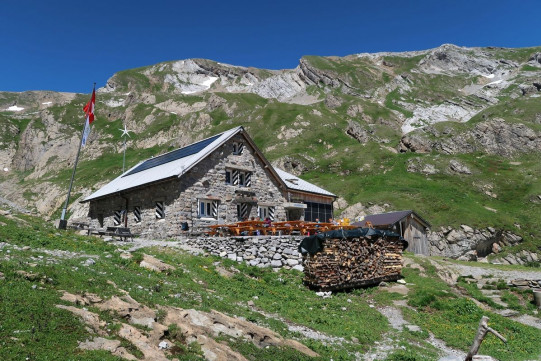 Wildhornhütte